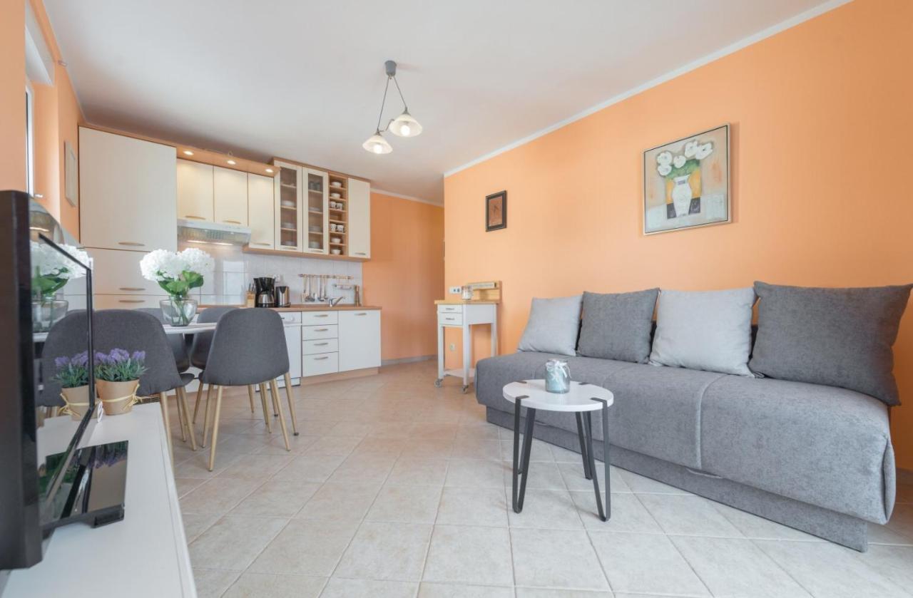 The Best Old Town View Apartment, 5 Min Walk, Parking Трогир Экстерьер фото