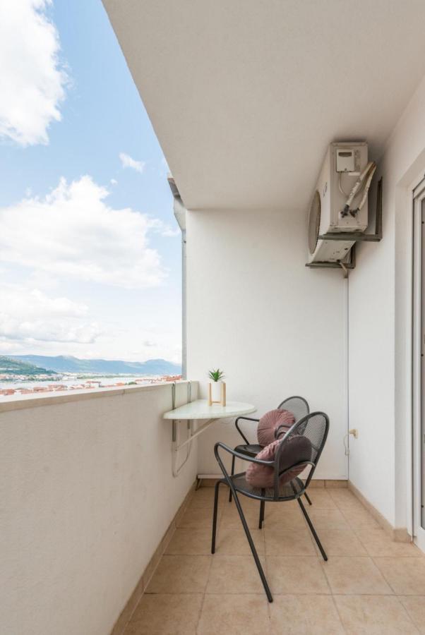 The Best Old Town View Apartment, 5 Min Walk, Parking Трогир Экстерьер фото